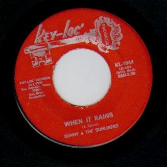 SUNNY & THE SUNLINERS - I'm No Stranger / When It Rains - 45T (SP 2 titres)