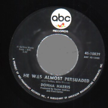 DONNA HARRIS - He Was Almost Persuaded / I'm Sending Him Back Home - 45T (SP 2 titres)