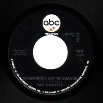 RAY CHARLES - In The Heat Of The Night / Somethings Got To Change - 45T (SP 2 titres)