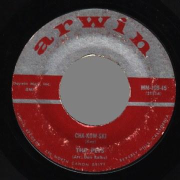 THE PETS - Cha kow ski / cha hua hua - 45T (SP 2 titres)
