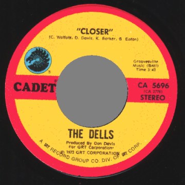 THE DELLS - Give your baby a standing ovation / closer - 45T (SP 2 titres)