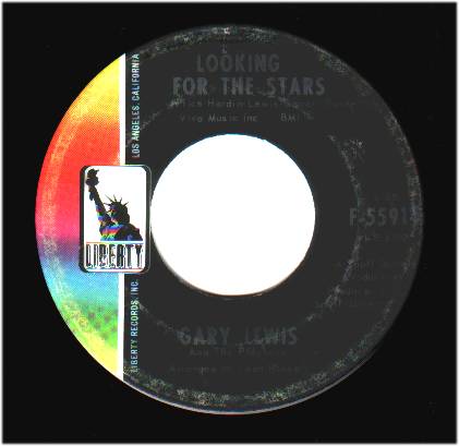 GARY LEWIS & THE PLAYBOYS - Paint Me A Picture / Looking For The Stars - 45T (SP 2 titres)