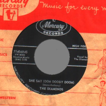 THE DIAMONDS - She Say (oom Dooby Doom) / From The Bottom Of My Heart - 45T (SP 2 titres)