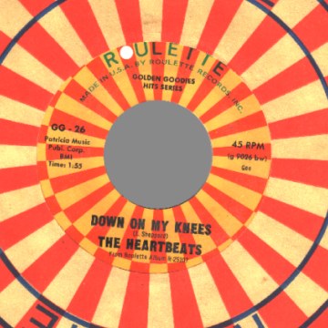 HEARTBEATS - A Thousand Miles Away / Down On My Knees - 45T (SP 2 titres)