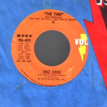 INEZ FOXX - One Woman's Man / The Time - 45T (SP 2 titres)